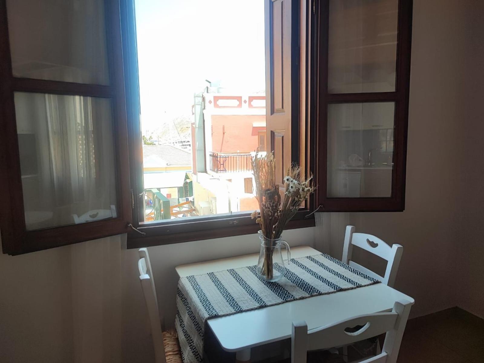 Myrtia Apartment Sými Luaran gambar