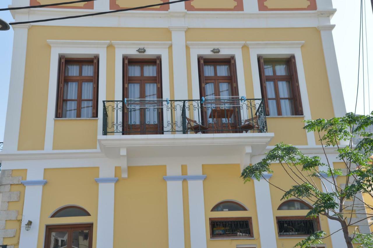 Myrtia Apartment Sými Luaran gambar